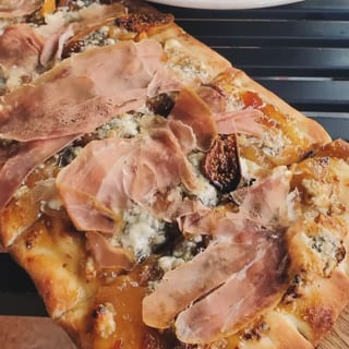 Fig, Prosciutto & Gorgonzola Flatbread